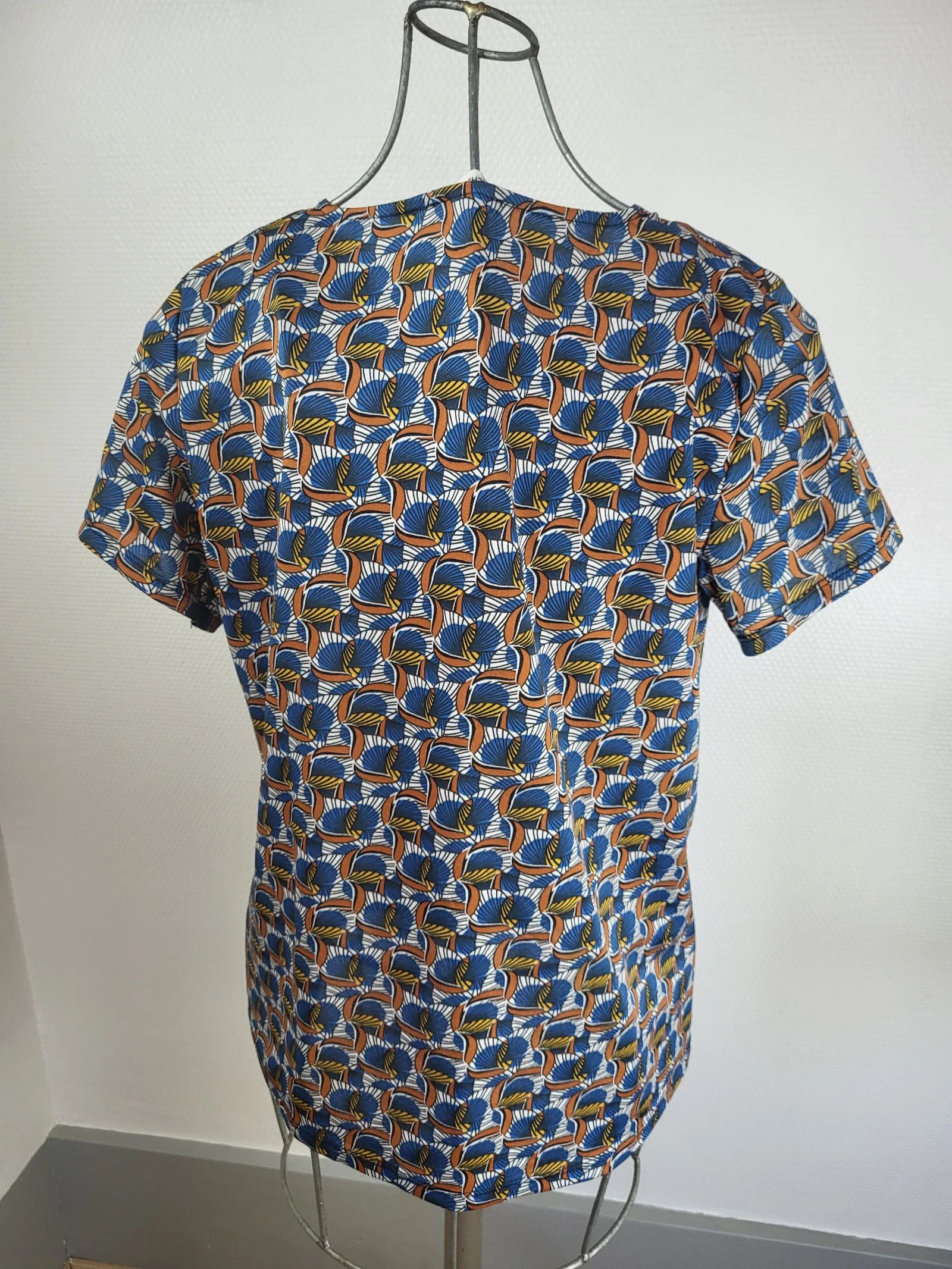Cache Cache blouse met geometrisch waaierpatroon, maat 42 / XL – photo 3